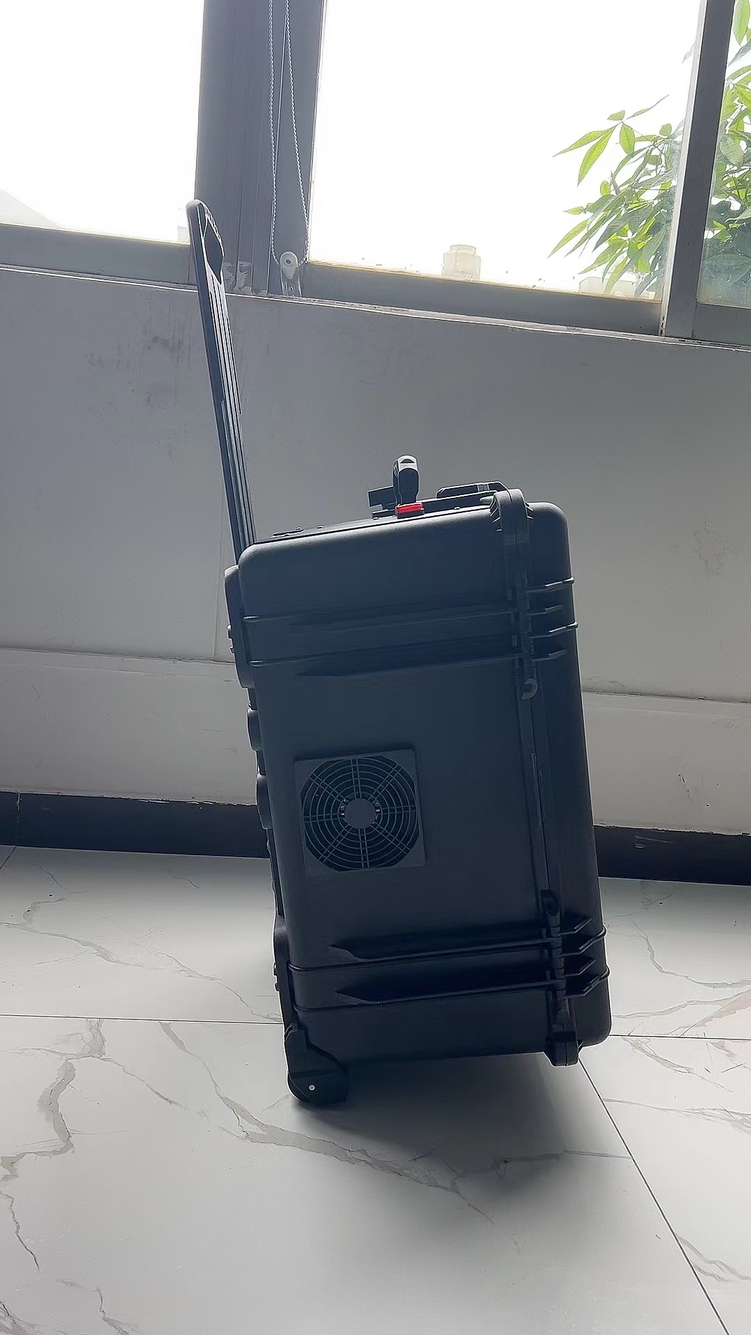 临沭手拉箱型移动通信干扰器